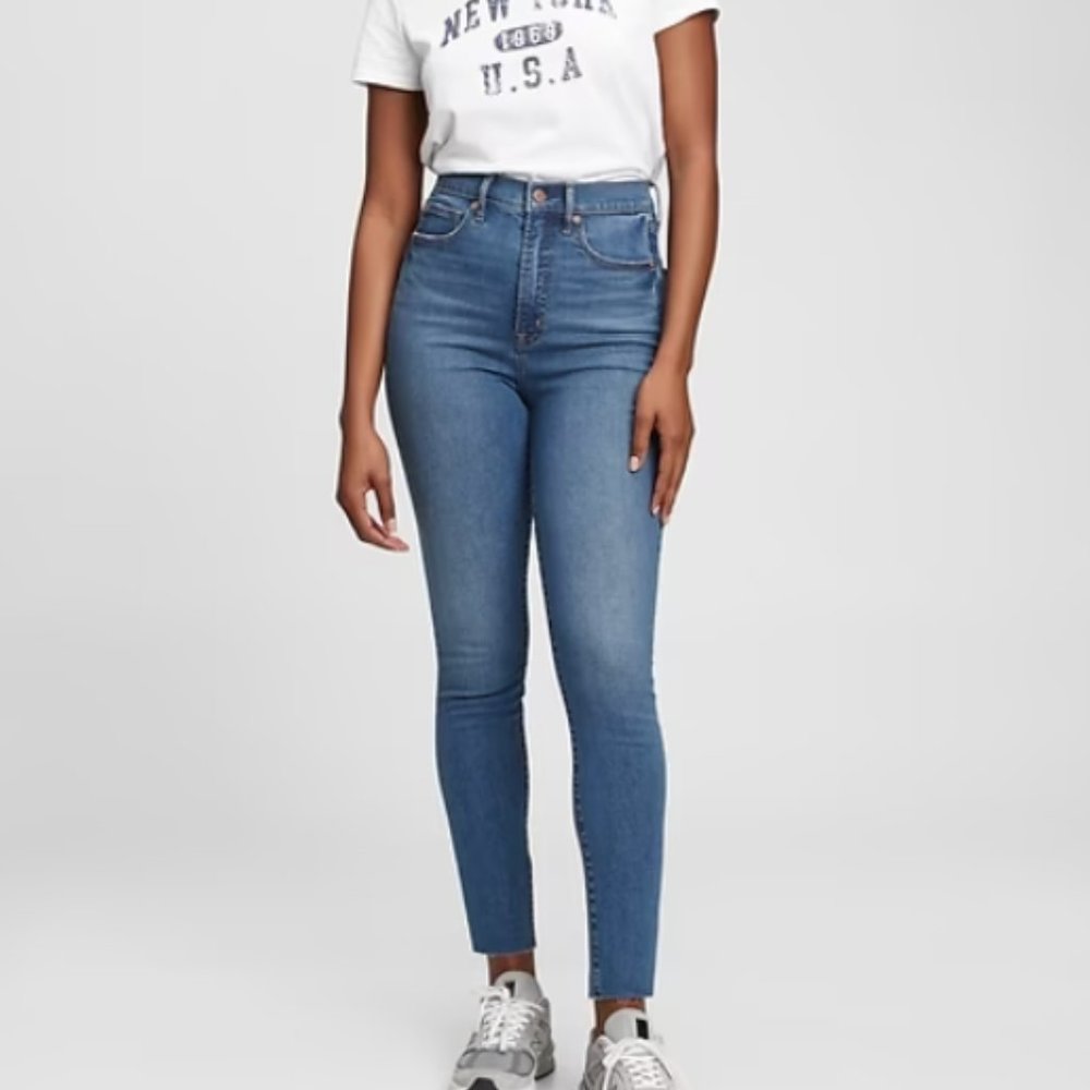 Sky High Rise True Skinny Jeans 25R
